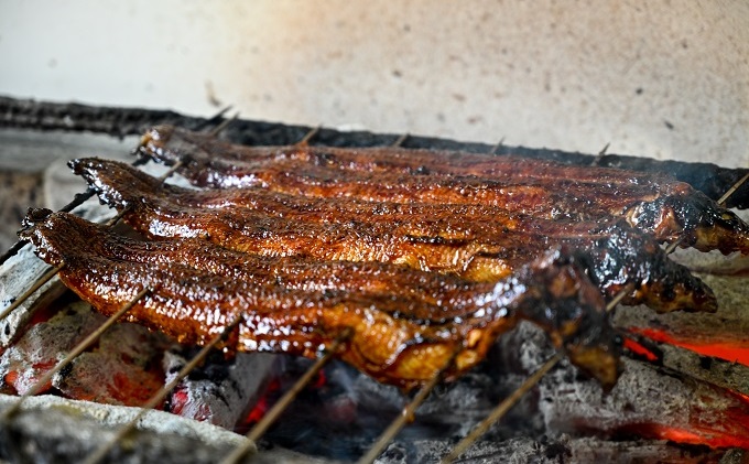 岐阜県関ケ原町のふるさと納税 三河一色産 備長炭手焼き 昭和9年創業 魚しげのこだわりのうなぎ 蒲焼2尾セット