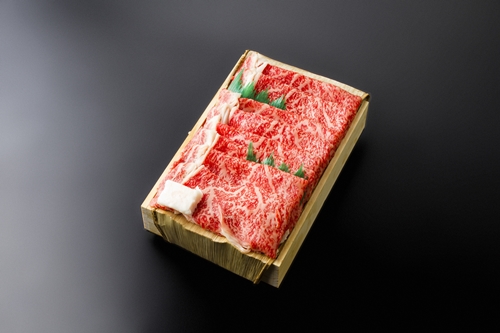 三重県大紀町のふるさと納税 特産松阪牛　ロース　すき焼用　800g／冷蔵　朝日屋　ふるさと納税　牛肉　松阪肉　七保牛　名産　ブランド　三重県　大紀町