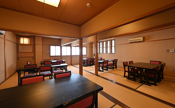 岐阜県関ケ原町のふるさと納税 3ヶ月定期便 三河一色産 備長炭手焼き 昭和9年創業 魚しげのこだわりのうなぎ 蒲焼2尾セット