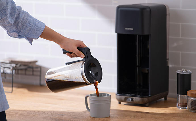 宮城県大河原町のふるさと納税 コーヒーメーカー CMS-0800-B ブラック アイリスオーヤマ ドリップ式 ドリップ コーヒー マグボトル 珈琲 簡単 コーヒーサーバーおしゃれ かわいい シンプル キッチン用品 調理家電