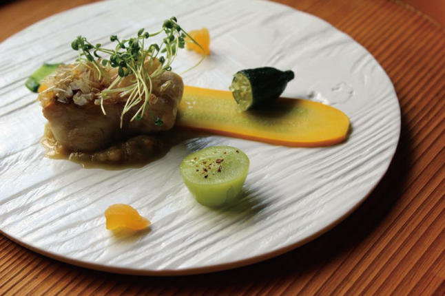 茨城県大洗町のふるさと納税 六雁 お食事券 シェフおすすめコース ２名分 特別大洗コース 日本料理 銀座 ペア ペア食事券